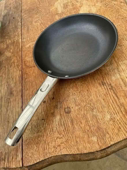 Photo of free Non-stick frying pan with a stainless steel handle (Garthmyl SY15) #1