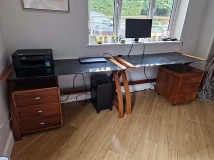 Photo of free Office desks (Finchampstead RG40) #4