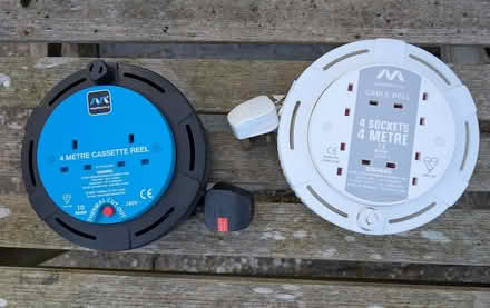 Photo of free 4 m cable electricity cables (Farnborough GU14) #1