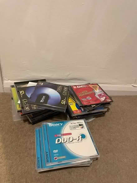 Photo of free Selection of DVDs/CDs (CT1) #1