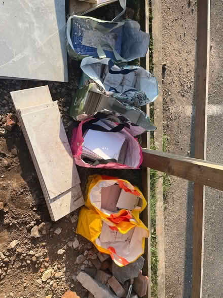 Photo of free Tiles (DE6) #2