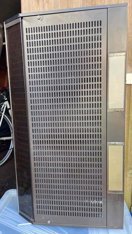 Photo of free Wide Cooker Hood (NR2 near Earlham Cemetery) #1