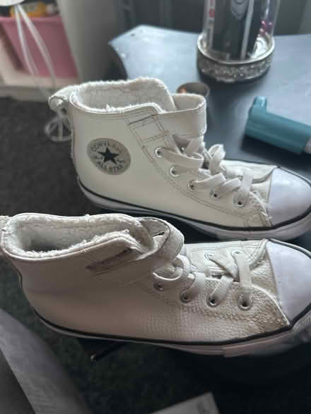 Photo of free Trainers (WV3) #1