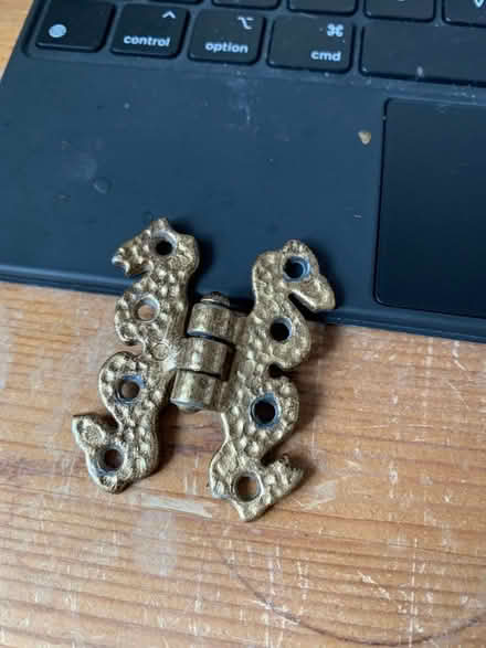 Photo of Hinge (Bearley CP CV37) #1