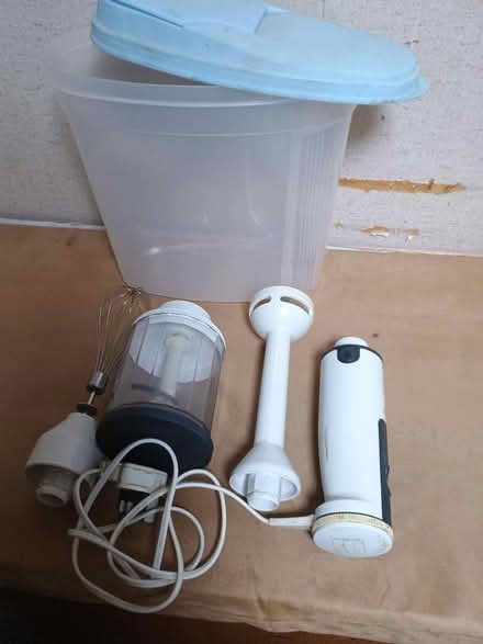 Photo of free Food blender kit with container (Alresford SO24) #1