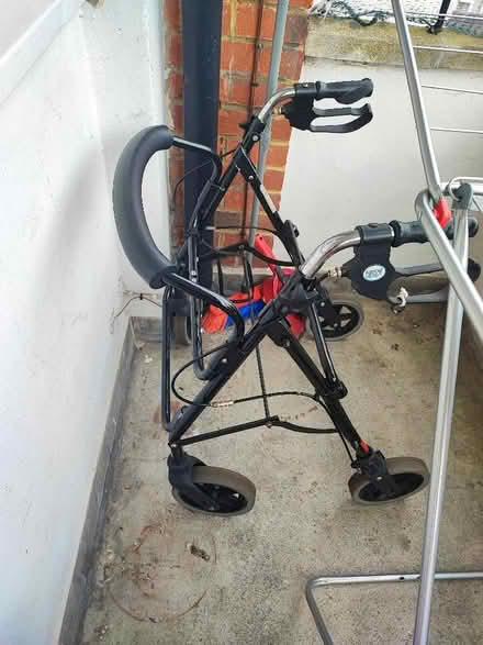 Photo of free Walker wheelchair (Streatham Park SW16) #1