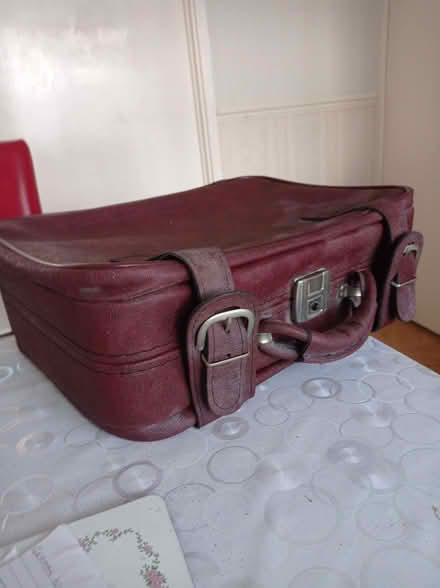 Photo of free A maroon weekend suitcase (Pin Green SG1) #2