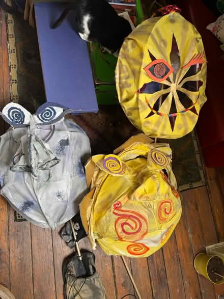 Photo of free celestial puppets (bucktown) #1