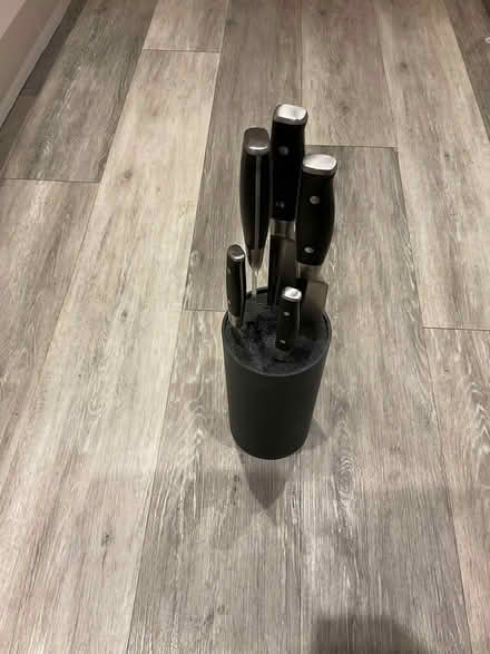 Photo of free Kitchen knife block (Stockport SK3) #1