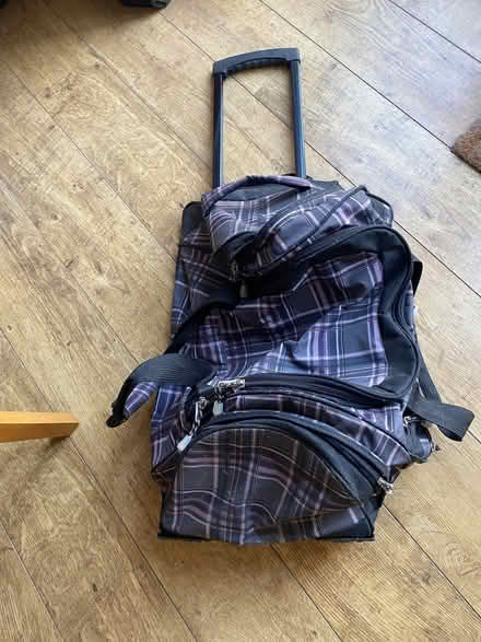 Photo of free Checked suitcase on wheels (Lye Valley OX3) #2