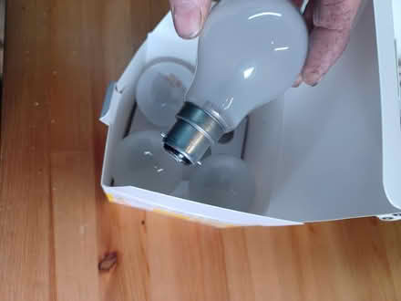 Photo of free Light bulbs - bayonet cap (Speedwell BS5) #3