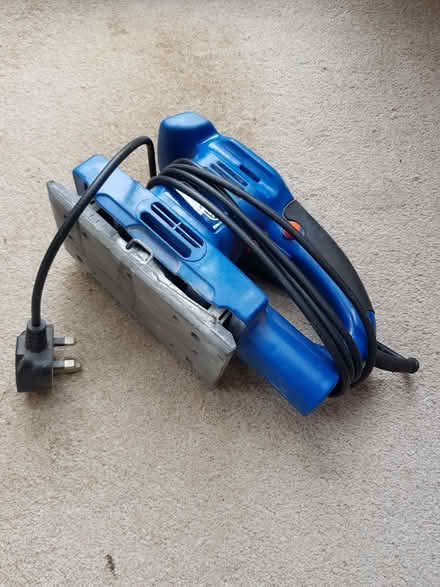 Photo of free Hand held sander (Carleton FY6) #1
