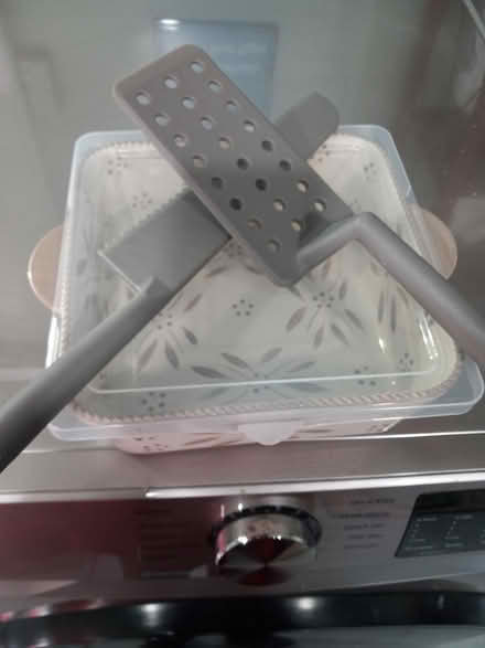 Photo of free Baking dish/Nylon tools (Snell and Santa Teresa) #1