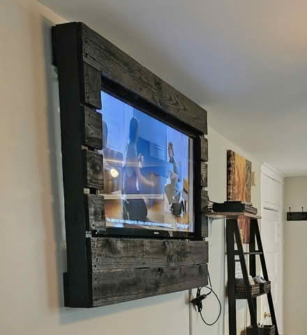 Photo of free Wood Frame for Flat Screen (North Linthicum) #2