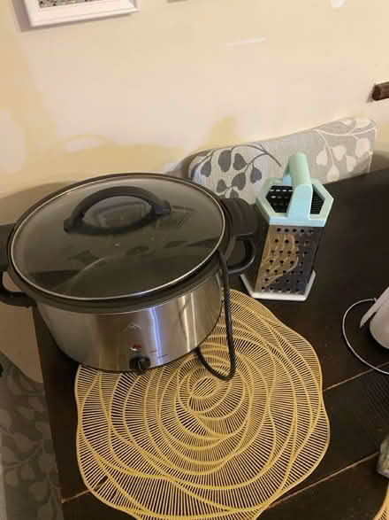 Photo of free Slow cooker and grater (Ox449dj Garsington) #1