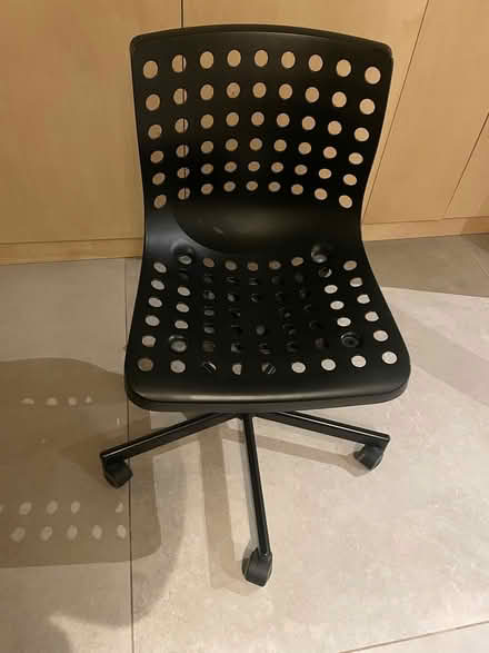 Photo of free Desk chair (AL1) #1