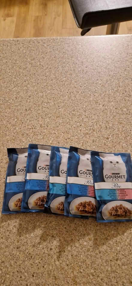 Photo of free 4 pack gourmet cat food (CliftonM,YO30) #1