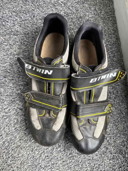Photo of free Pair of size 6.5 cycling shoes v worn (Parkhead S11) #1