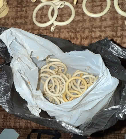 Photo of free A bag full of curtain rings (Croydon. CR2 9) #2