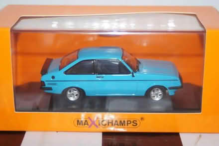 Photo of Ford memorabilia (CH47) #1