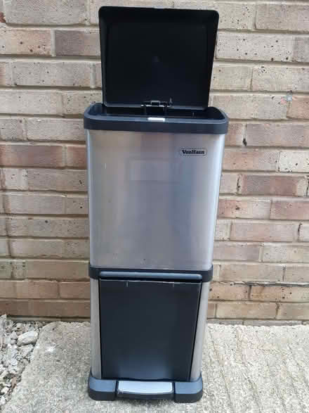 Photo of free Kitchen bin (Kidlington OX5) #1