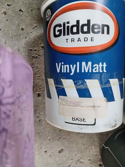 Photo of free Various Tins of Paint (Dairy Lane Estate DH4) #4