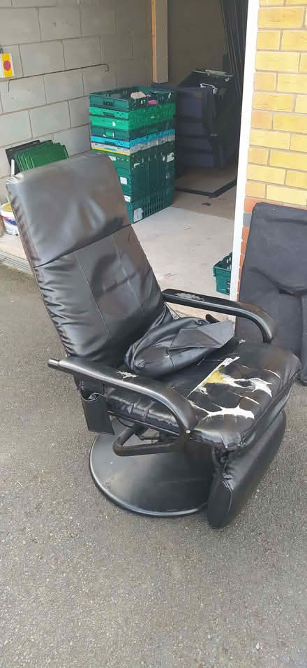 Photo of free Heated massage chair (Berwick Grange SY1) #2