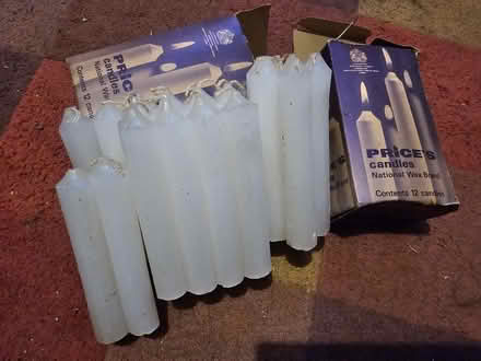 Photo of free White candles (GU21) #1