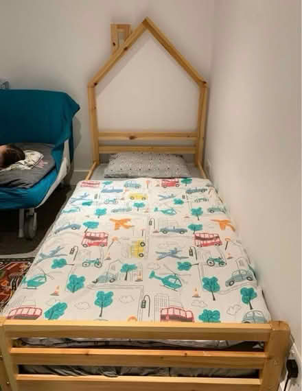 Photo of free single bed without mattress (BN1) #1