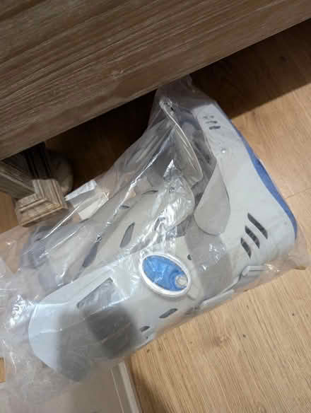 Photo of free Crutches and boot (SW17 0DY) #1