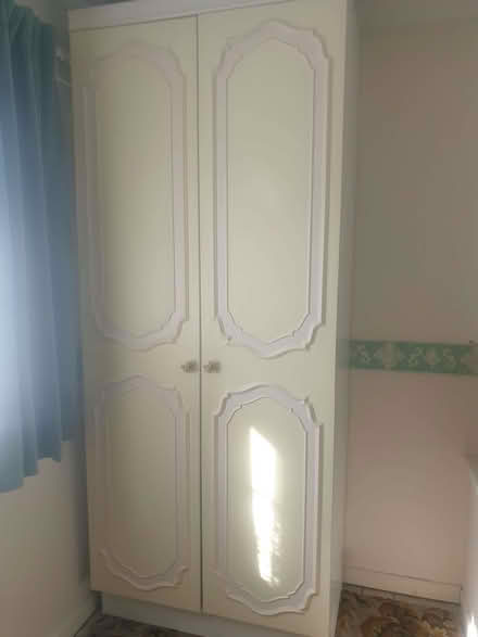 Photo of free Wardrobe (DA1) #1