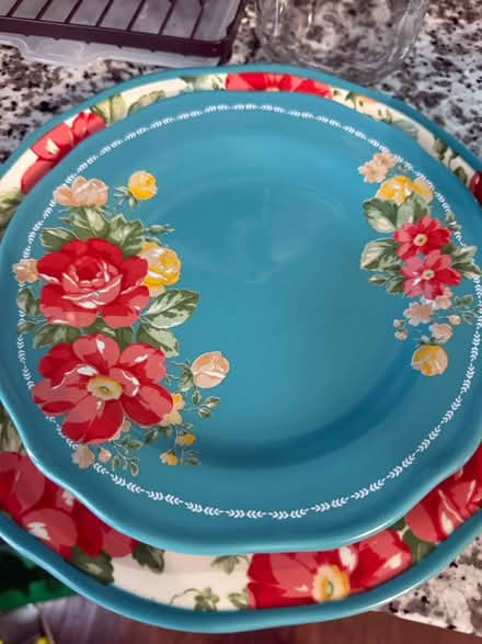 Photo of free Pioneer Woman Set (Dumfries) #1