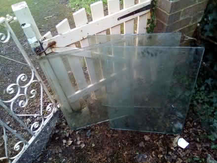 Photo of free 3 sheets of plate glass (Hoddesdon EN11) #2