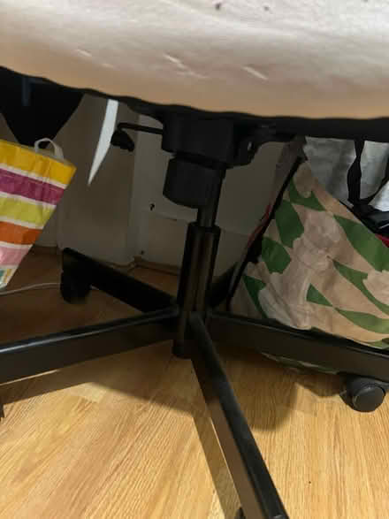 Photo of free Chair (NW10) #3