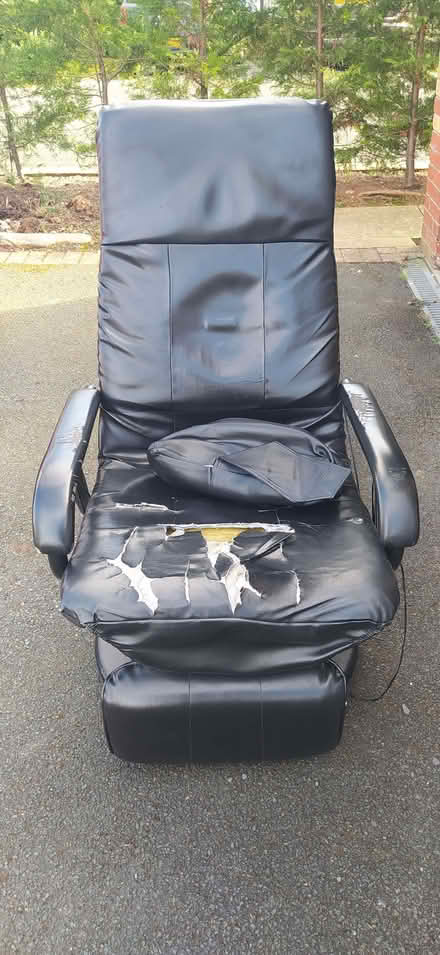 Photo of free Heated massage chair (Berwick Grange SY1) #1