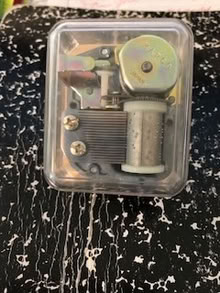 Photo of free Music Box (mt. carmel) #1