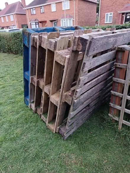 Photo of free Pallets x6 (WR9 Droitwich) #3