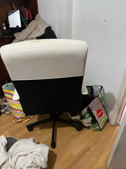 Photo of free Chair (NW10) #2