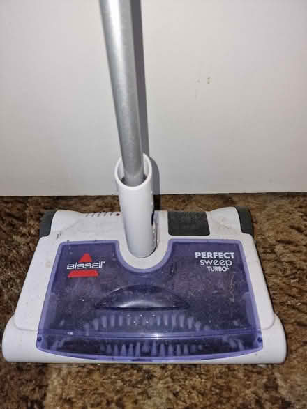 Photo of free Carpet sweeper (RG24) #1