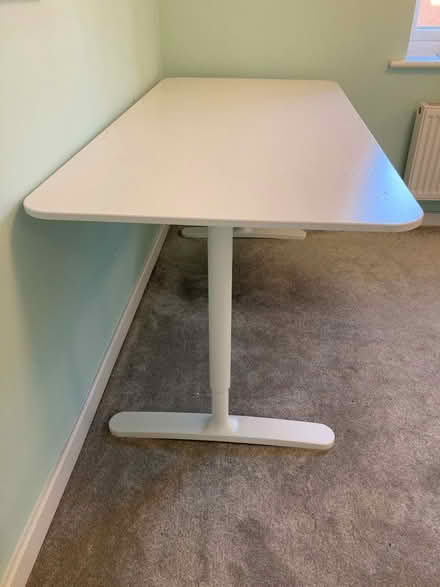 Photo of free Desk (large) -IKEA - ‘Bekant’ (Southmoor OX13) #2