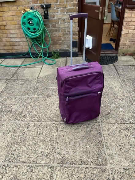 Photo of free Medium size suitcase (Goodmayes IG3) #3