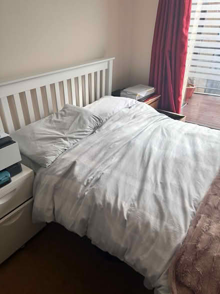 Photo of free Double bed and mattress (Se83jp) #3