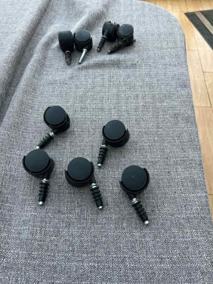 Photo of free Wheels / castors (SS9) #1