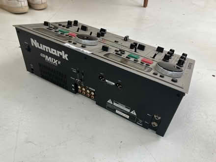 Photo of free Numark CD mix2 (nw10) #4