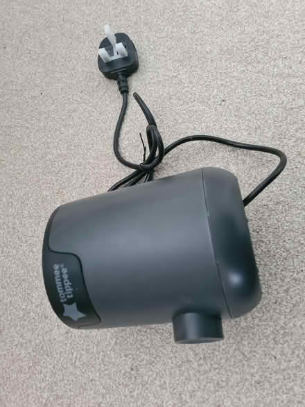 Photo of free Tommee Tippee Bottle Warmer (Flixton) #1