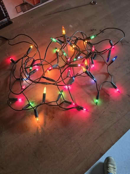 Photo of free 2.8m long coloured lights (SG8) #1