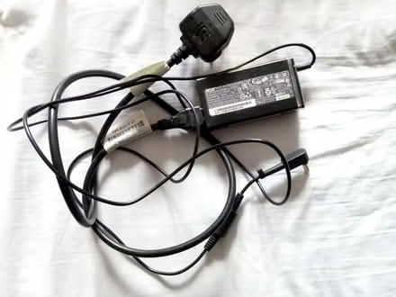 Photo of free Acer 65W power supply/charger (Charlton SE7) #3