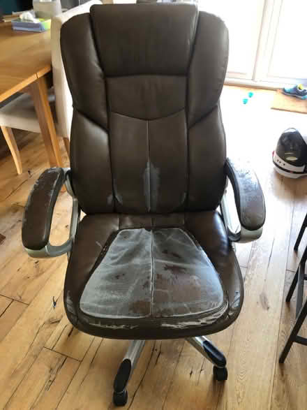 Photo of free Office chair (S7 Netheredge) #1