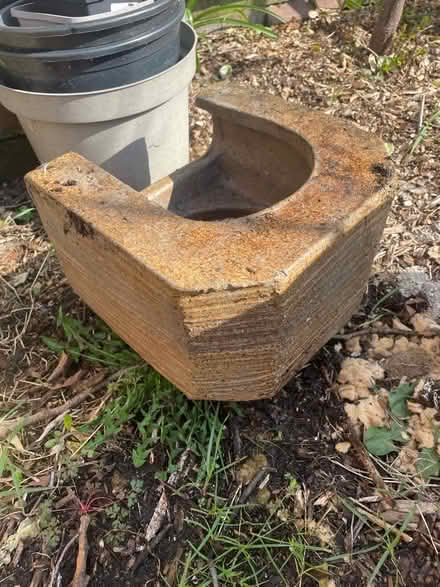 Photo of free Traditional ceramic drain hopper (Greystones S11) #1