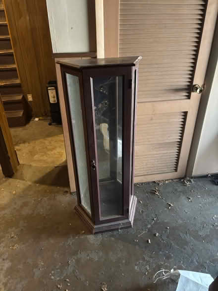 Photo of free Display case (7121 Manette Dr, Saint Louis) #1